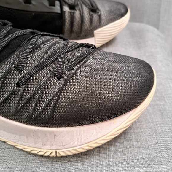 %Under Armour Curry 5 Men/Adult shoe size 13 Ash Black A 39 main image 4